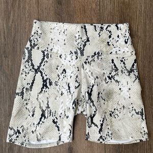 Skatie bike shorts